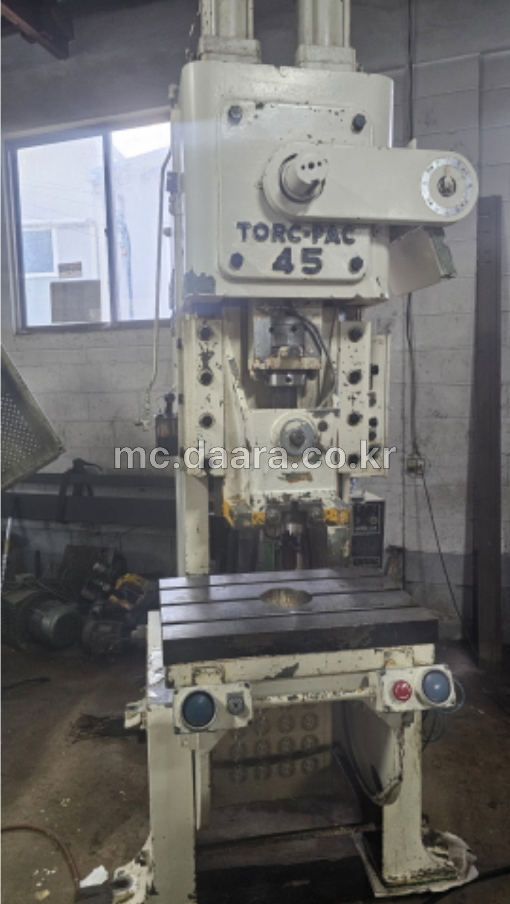 아마다 프레스 45톤